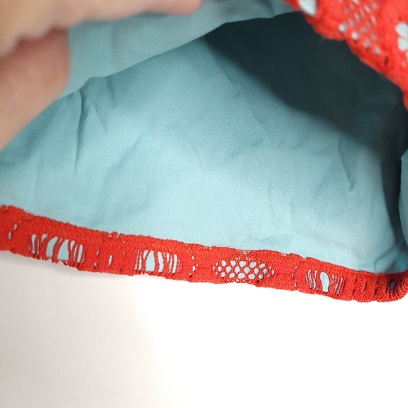 JUDITH MARCH Women's Shorts With Red Floral Lace Overlay SMALL - Picture 8 of 10